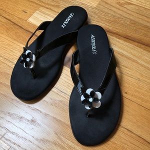 Aerosoles Flip Flop Sandals Black Size 6.5